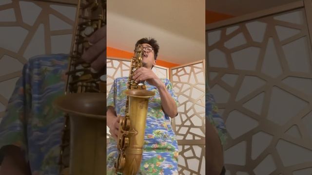 Easy Sax Cover of Dean Martin - Ain't That a Kick in the Head смотреть онлайн