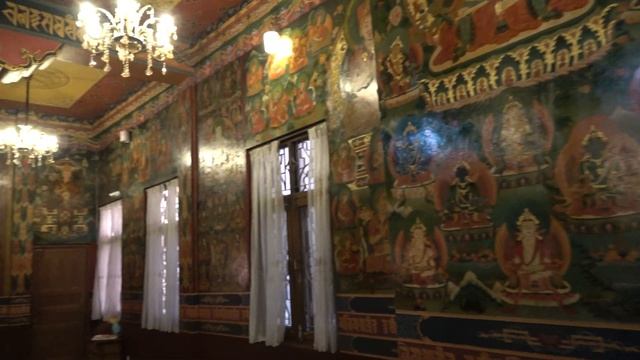 STUNNING BOUDHANATH STUPA AND GIANT BUDDHA: KATHMANDU, NEPAL (4K) смотреть онлайн