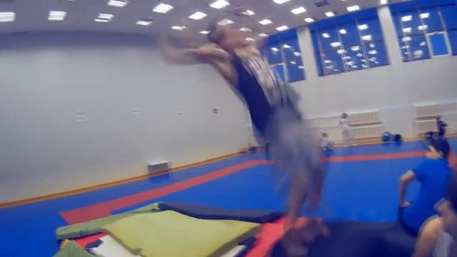Школа Паркура и Брейк данса смотреть онлайн