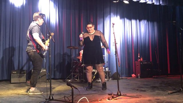 A-Camp Family Band - I Touch Myself смотреть онлайн
