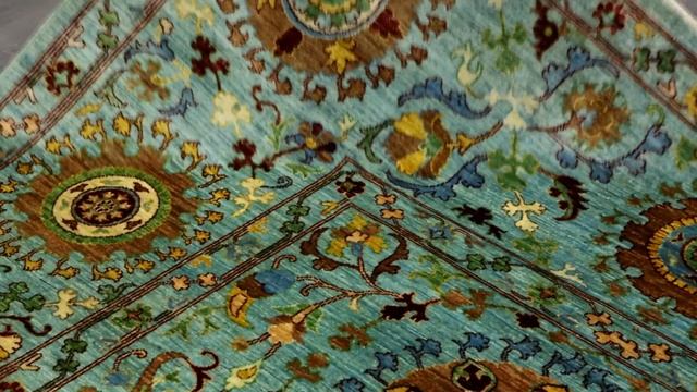 Ковер 18-137 428-TUR-TUR из коллекции SUZANI FINE на сайте kover.ru смотреть онлайн