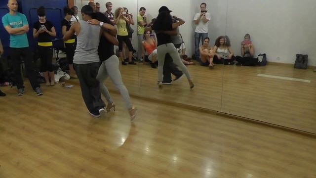 Moscow Zouk Congress 2013 - Helio Faria & Sula Gomes - Samba de Gafiera смотреть онлайн