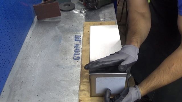 Шлифовка нержавейки. Эфир 20.02. смотреть онлайн