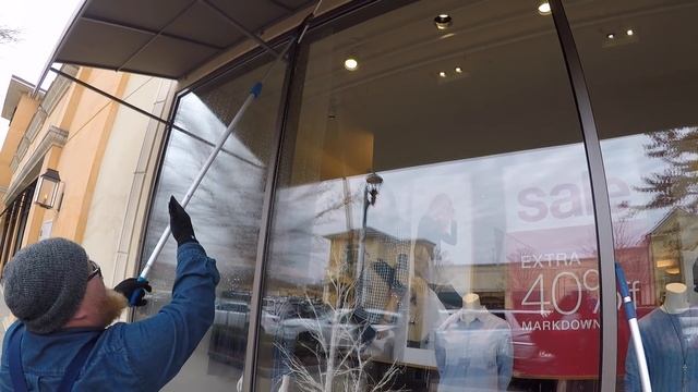 Window Cleaning with Fluff Daddy смотреть онлайн