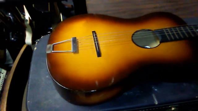 Guitkits Guits Ep 17: 1960s Lignatone Acoustic (Czechoslovakia)