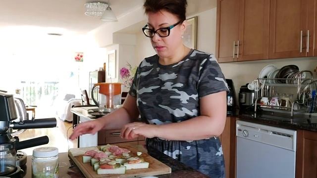 Цукини с мясои и сыром во фритюрнице. смотреть онлайн