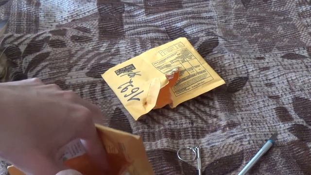 Наушники с молнией и брелок отвертка смотреть онлайн