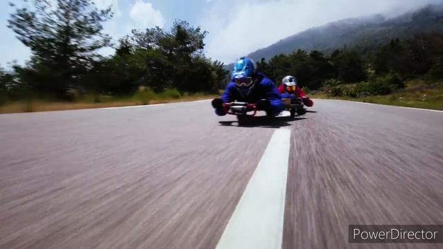 Интересный вид скейтбординга смотреть онлайн