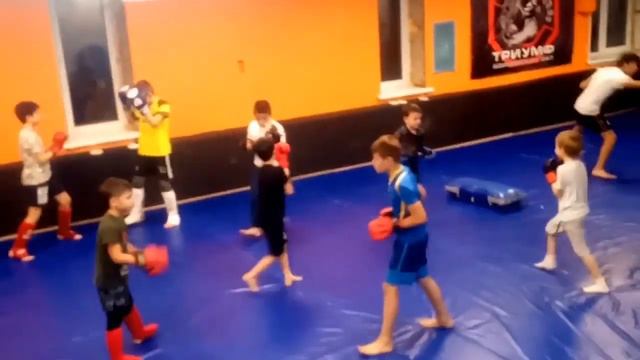 Спарринги по правилам кикбоксинга. Верьте в свои возможности. И тогда у вас все получится.