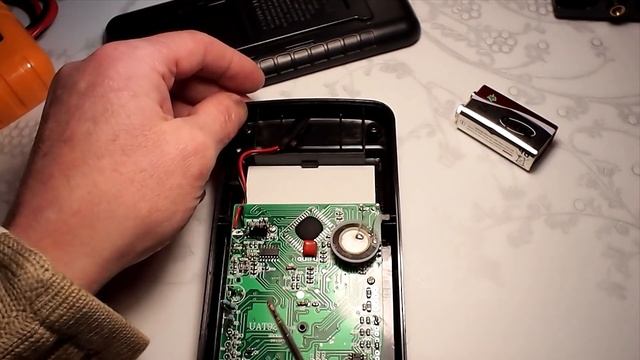Мультиметр DT9205A - Что внутри? смотреть онлайн
