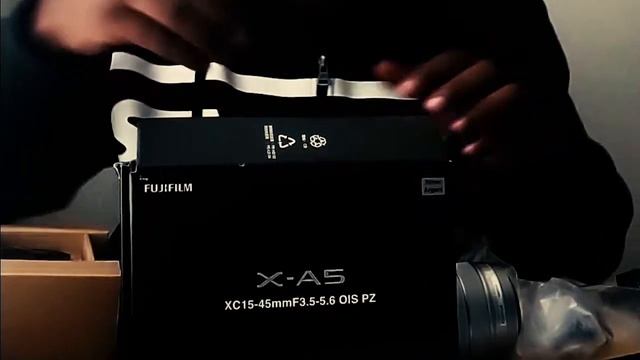 Unboxing of FujiFilm XA-5, and a quick overview of the camera смотреть онлайн