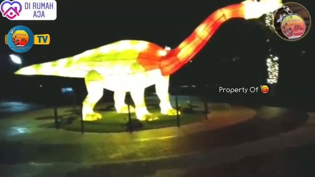 Dinosaur & Ancient Animal Lanterns Made in Kampoeng Lampion Malang at Lampion Tegalega Park, Bandun смотреть онлайн