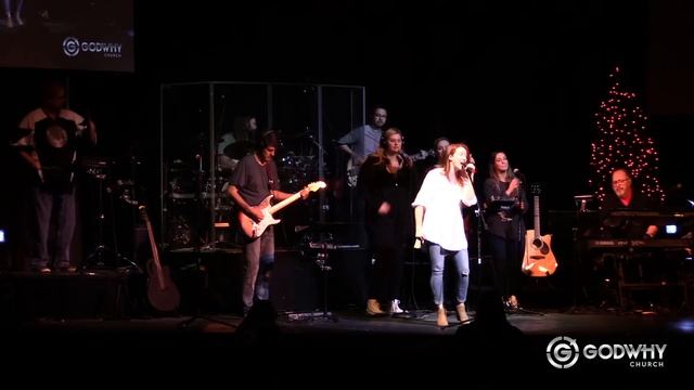"Holding Out For a Hero" Bonnie Tyler cover GodWhy's Unlikely Suspects смотреть онлайн