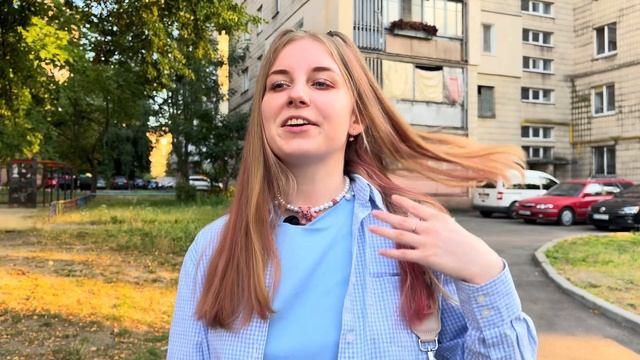 Брехала всім, що її мама живе в Америці, а виявилось…? Повне відео