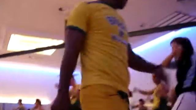 Fit - capoeira s grupo Mandela 2006 смотреть онлайн
