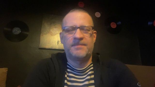 Двигайся по жизни к молодым рептилиям и кашолочкам ! Оставь РСП в покое ! смотреть онлайн