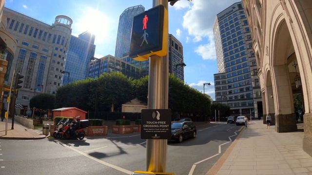 London Walk | CANARY WHARF, Cabot Square To Museum Of London Docklands. (September 2021) 4K.