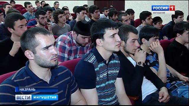 Юнус Бек Евкуров с напутственными словами обратился в адрес защитников Родины смотреть онлайн