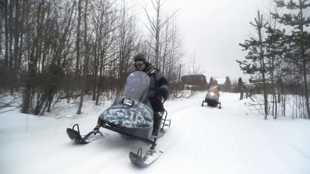 Егерь Centro по глубокому снегу (часть 2) смотреть онлайн