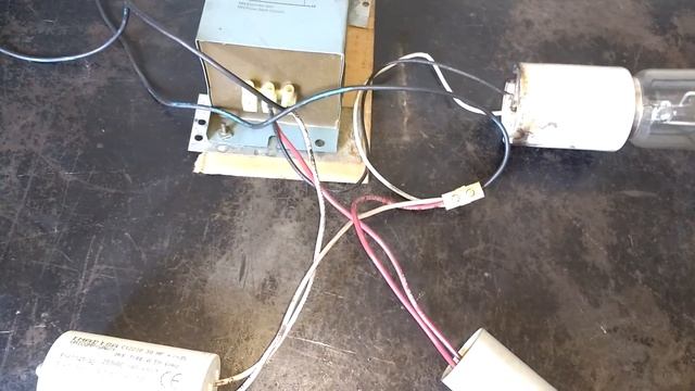 Conexión de una lámpara de 400 watts смотреть онлайн
