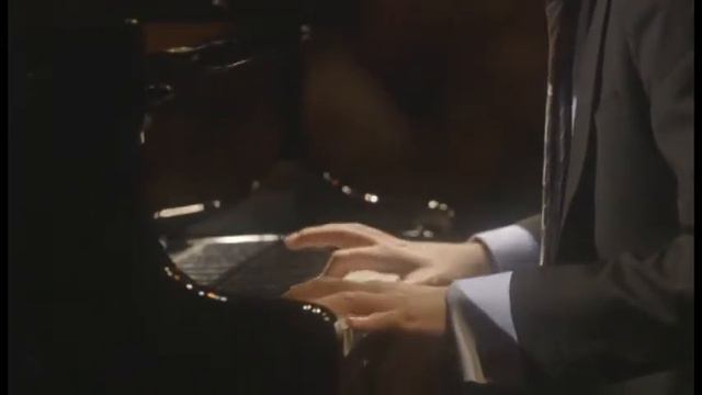 Ligeti Etude XIII L'escalier du diable смотреть онлайн