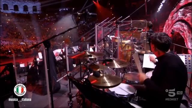 Al Bano con Ricchi e Poveri - Sarà perché ti amo (4 Volte 20, Arena di Verona) смотреть онлайн