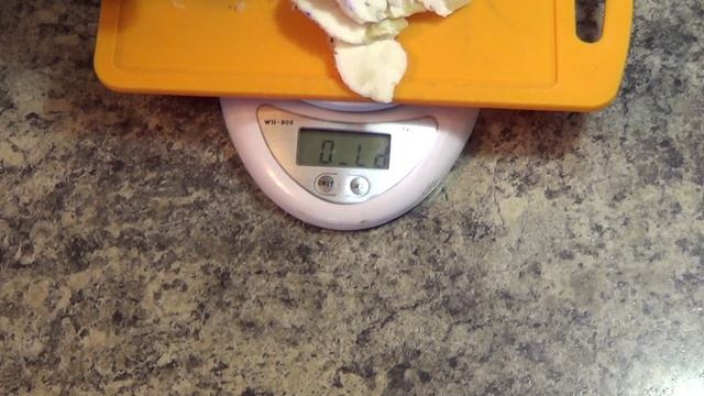 Якут против финки. Строгаем замороженное сало смотреть онлайн