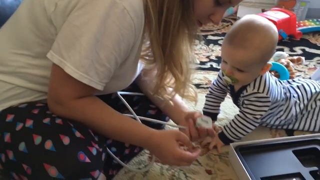 The Bards Vlog Episode 1 : Unboxing our MacBook Air 2016. It's as Exciting as it Sounds смотреть онлайн