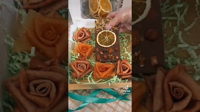 Розы пастилы йогуртово-фруктовой + нежный , молочный шоколад с фруктами и орехами ????????? смотреть онлайн