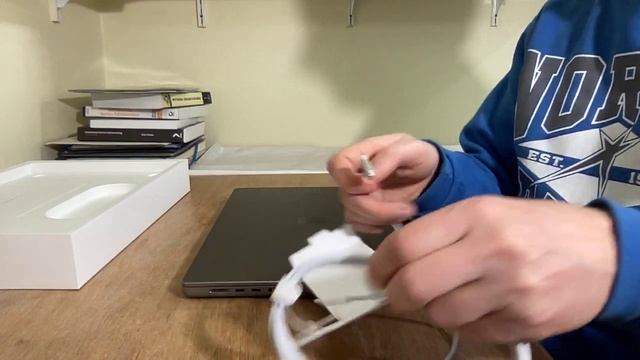 MacBook Pro M1 Pro Unboxing