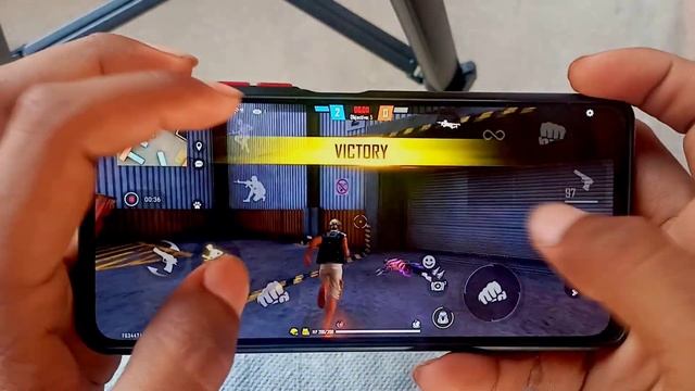Free Fire HANDCAM _ Redmi Note 10 Pro Sensitivity смотреть онлайн