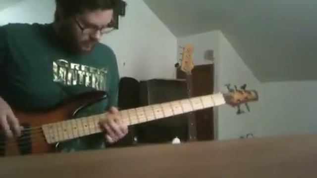 Jimi Hendrix- Voodoo Child Bass Cover смотреть онлайн