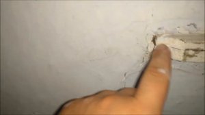 ответ на коментарий - чем замазать трещенны в саманной стене.