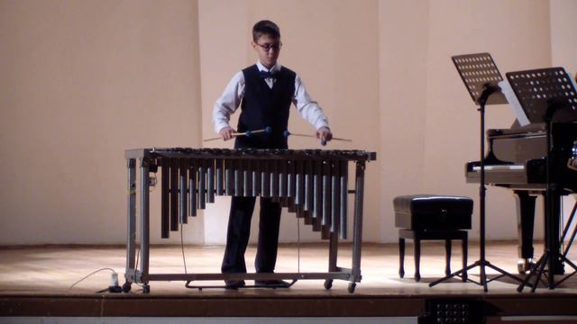 И Бах Менуэт А Карпенков смотреть онлайн