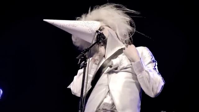 The Irrepressibles - In This Shirt (live at Haldern Pop Festival 2009) смотреть онлайн