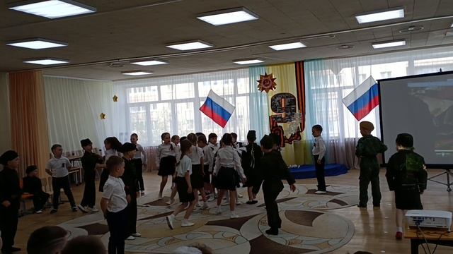 Вальс Тучи в голубом смотреть онлайн
