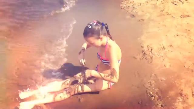 VLOG-купаюсь на Волге,делаю перевороты и колеса смотреть онлайн