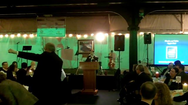 Ernie Rogers and Dave Henderson at at fundraising auction in Richmond смотреть онлайн