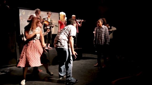 Kick 'Em in the Balls! (A Country Square Dance) смотреть онлайн