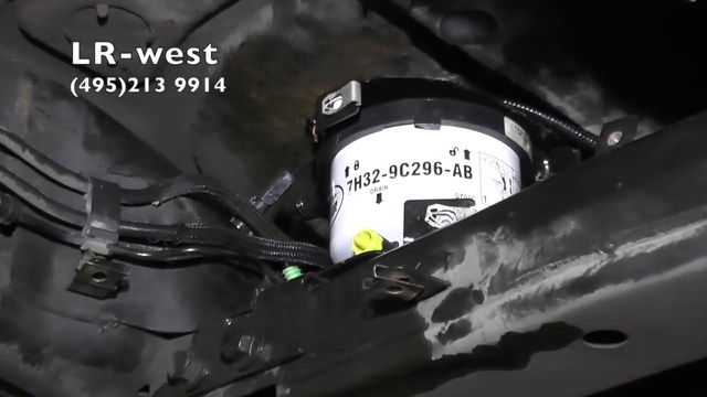 Замена топливного фильтра на дизельном Land Rover Discovery 3 и Discovery 4 смотреть онлайн