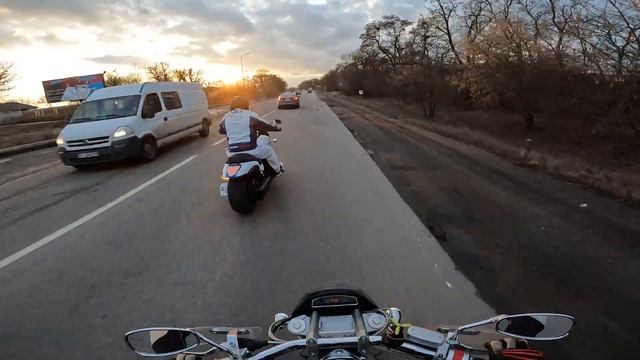 СПОРТБАЙК НА СТЕРОИДАХ/SUZUKI смотреть онлайн