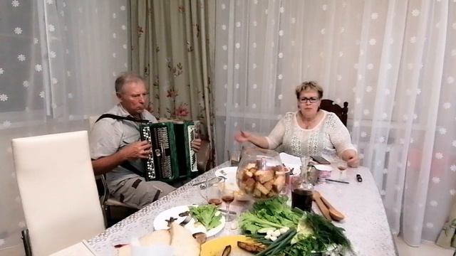 697. ВОТ ТАКИЕ МЫ, МОЖЕМ СИДЕТЬ И ПЕТЬ ДО УТРА. ЧАСТЬ 2... смотреть онлайн