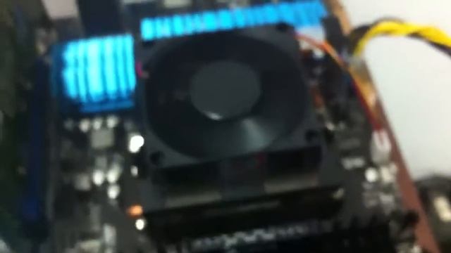 AMD PhenomII Stock Fan @ Full RPM смотреть онлайн