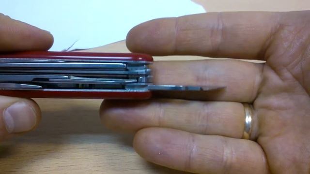 Victorinox Huntsman красный (1.3713) отзыв смотреть онлайн