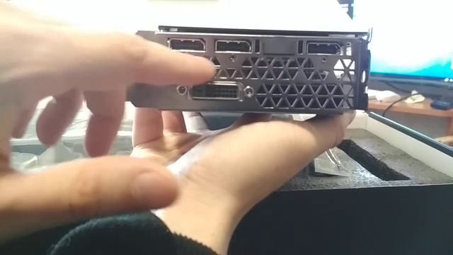 Майнинг YESTON GTX 1080 за 650$ - распаковка видеокарты смотреть онлайн