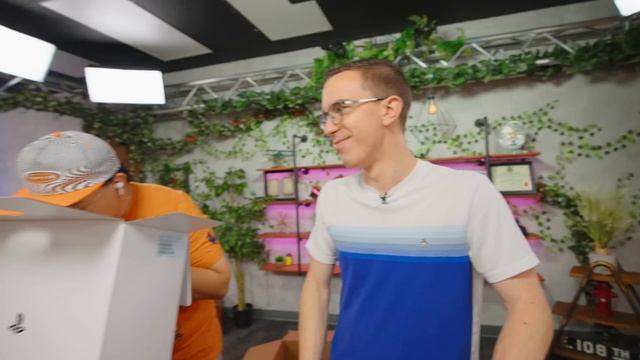 Is this cheap PS5 a scam? - VIP Outlet смотреть онлайн