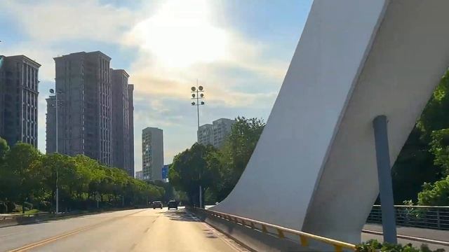 Zhangjiagang, Jiangsu Province, China. 张家港 (1432000)