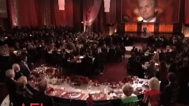 Kirk Douglas Salutes Michael Douglas At 2009 AFI Life Achievement Award