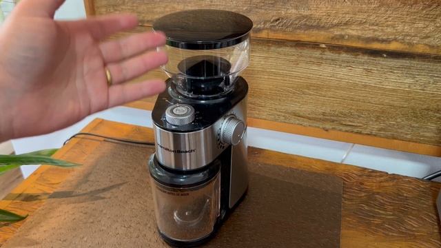 Primeiras impressões do moedor de café ajustável Hamilton Beach смотреть онлайн