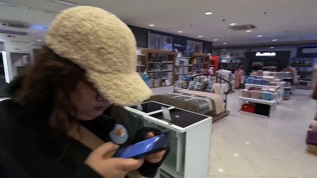 Отметили 8 марта в Черногории. Что я подарил жене!? смотреть онлайн